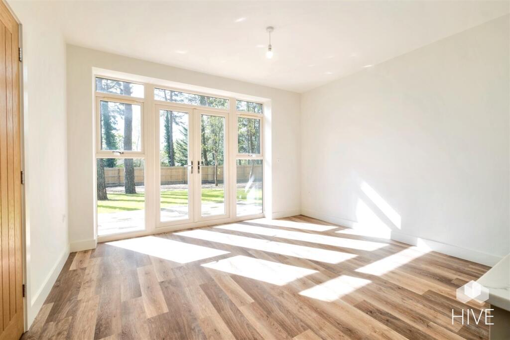 Additional image 9 of Woolsbridge Road, Ashley Heath, Ringwood