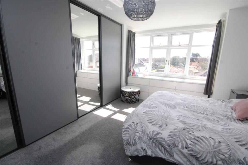 Additional image 8 of Barton Court Avenue, Barton on Sea, New Milton, Hampshire, BH25