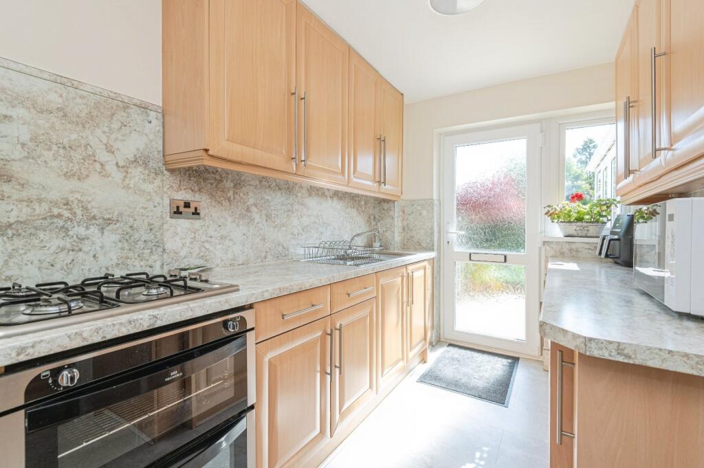 Additional image 4 of Dewsbury Road, Gomersal, Cleckheaton, West Yorkshire, BD19