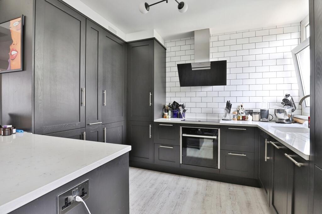 Additional image 5 of Admirals Walk, West Cliff Road, Bournemouth, Dorset, BH2