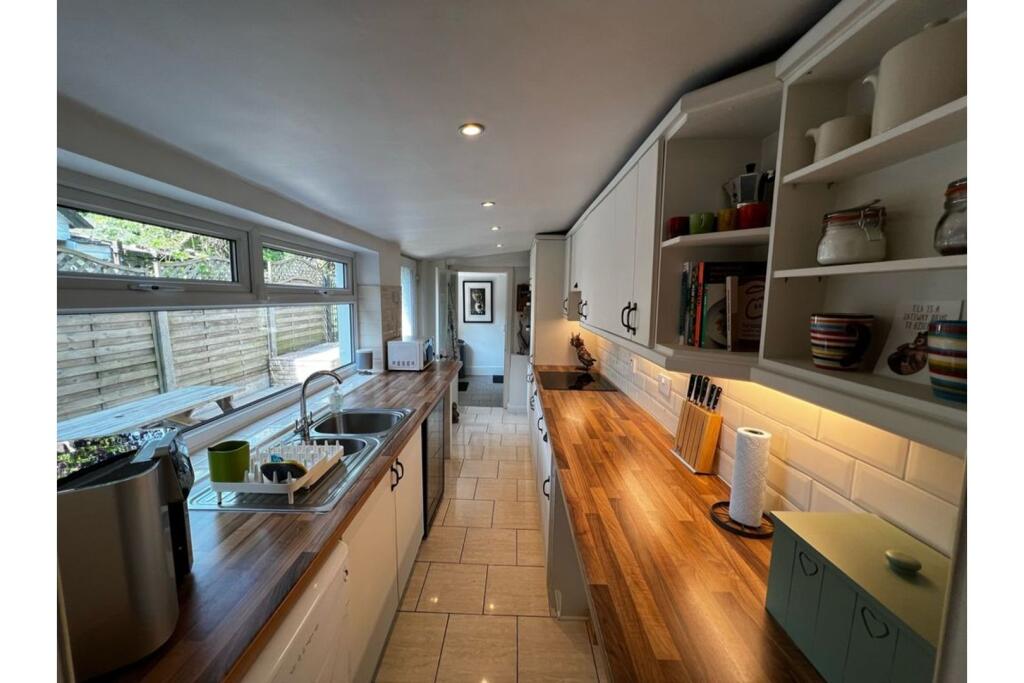 Additional image 12 of Blackburn Road, Bolton, BL7