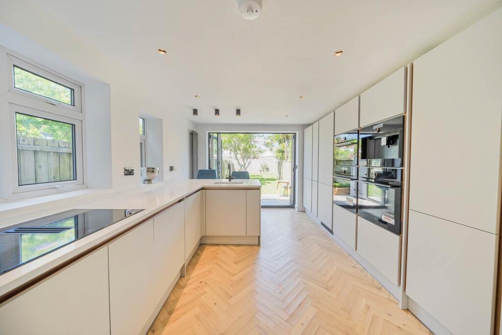 Additional image 6 of Pottery Road, Whitecliff, Poole