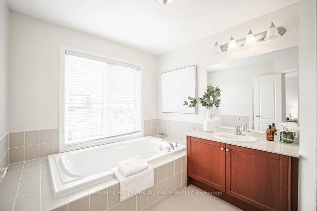 Additional image 19 of 43 Belanger Cres