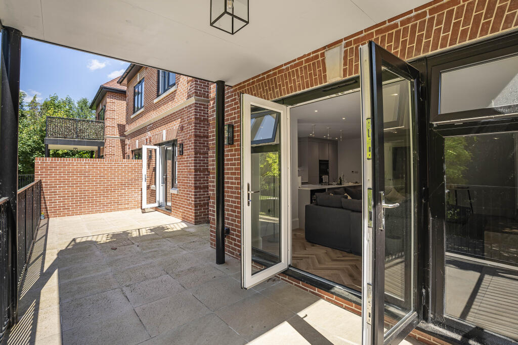 Additional image 6 of Mulberry Manor, New Road, Welwyn, Hertfordshire, AL6