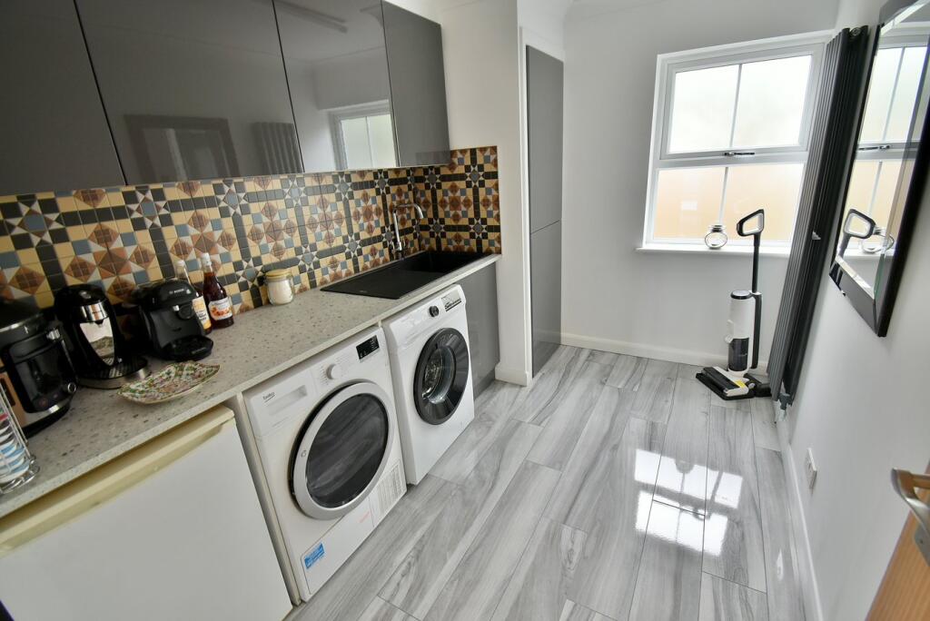 Additional image 7 of Golf Links Road, Ferndown, BH22