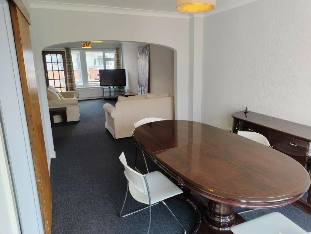 Additional image 8 of Student house on Acton Road