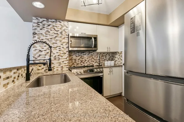 Additional image 29 of 801 King St Unit 628