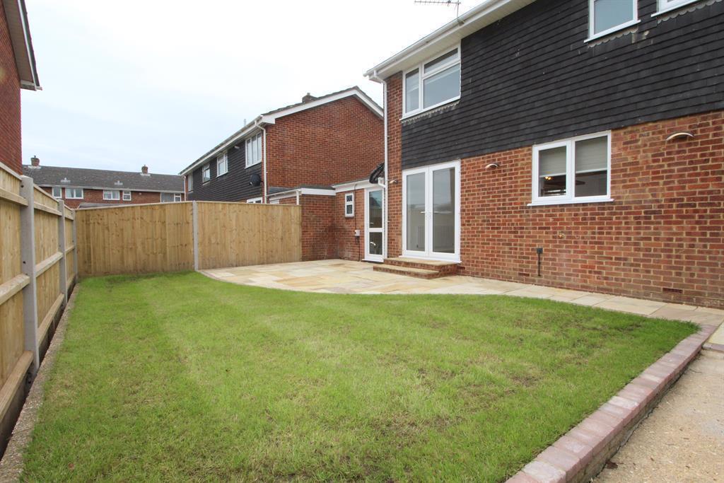 Additional image 3 of Powis Close, New Milton, Hampshire, BH25 6AW