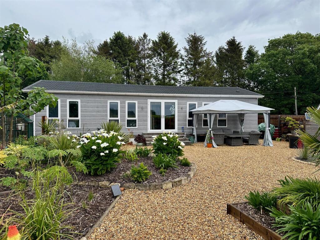 Additional image 14 of Pompeys Lane, Ferndown