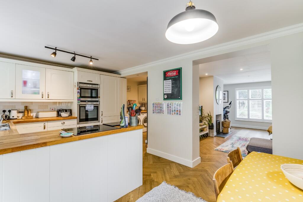 Additional image 10 of Picketts, Welwyn Garden City, Hertfordshire, AL8 7HJ