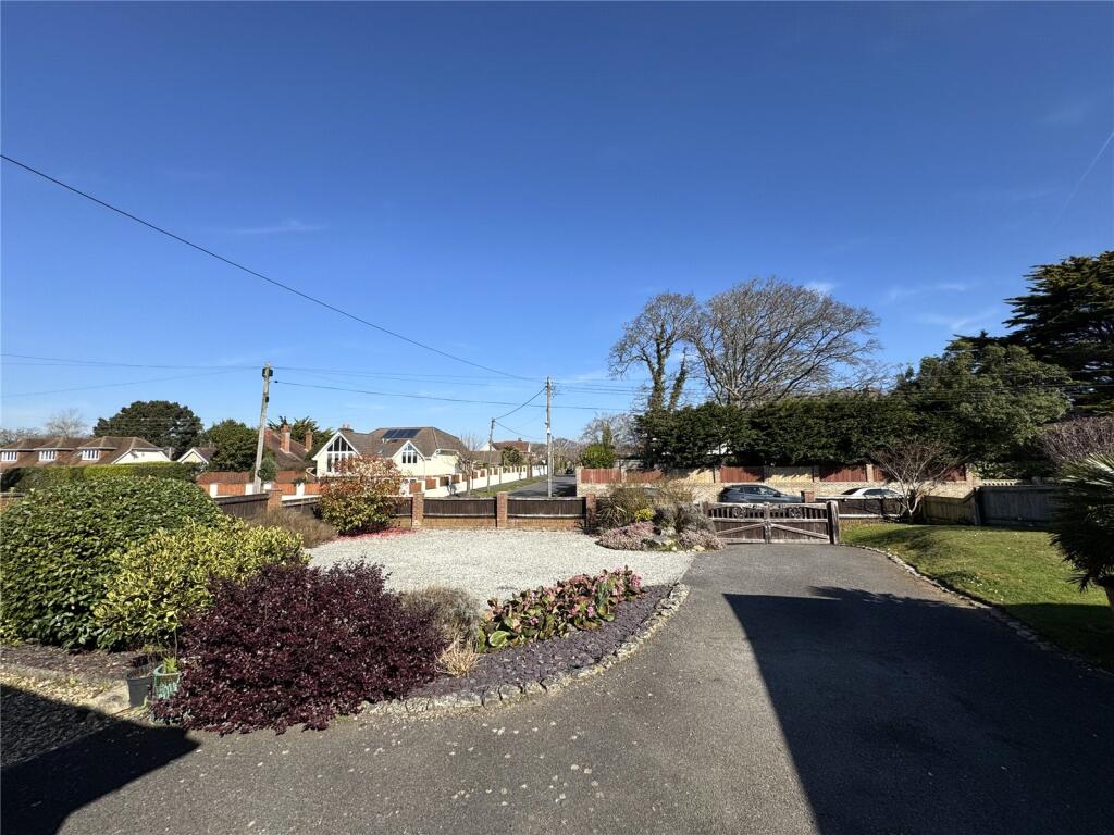 Additional image 22 of Highlands Road, Barton On Sea, Hampshire, BH25