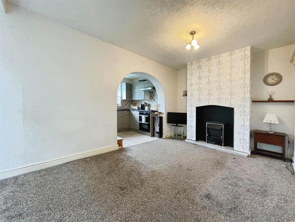 Additional image 6 of Farfield Grove, Bradford, BD6