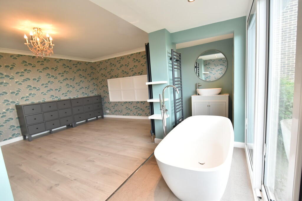 Additional image 6 of Holtview Road, Brighton