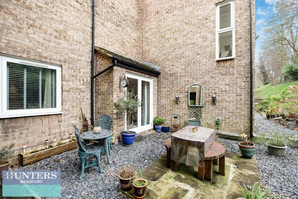 Additional image 16 of Frizley Gardens, Frizinghall, Bradford, West Yorkshire, BD9 4LY