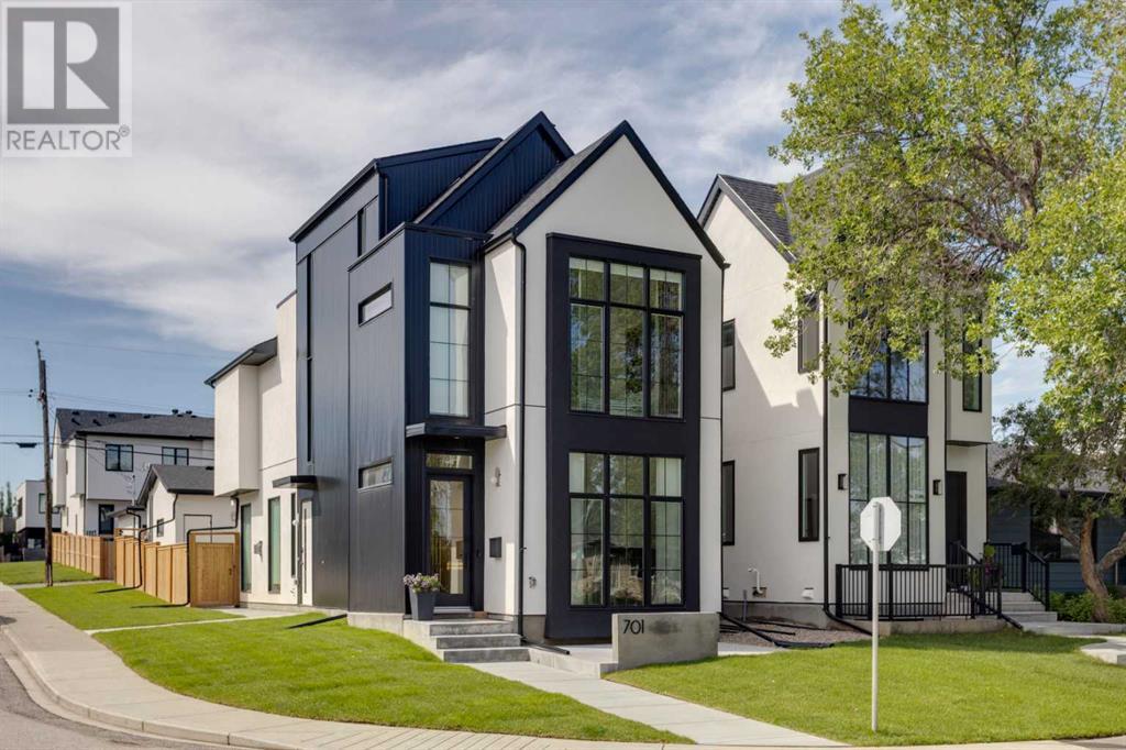 701 27 Avenue NW|Calgary, Alberta T2M2J4