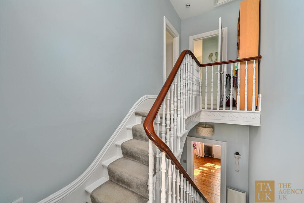 Additional image 21 of Eastern Road, Brighton, BN2