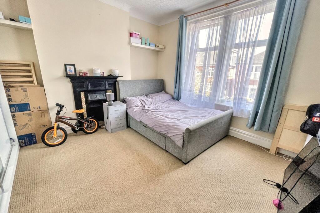 Additional image 4 of Charminster