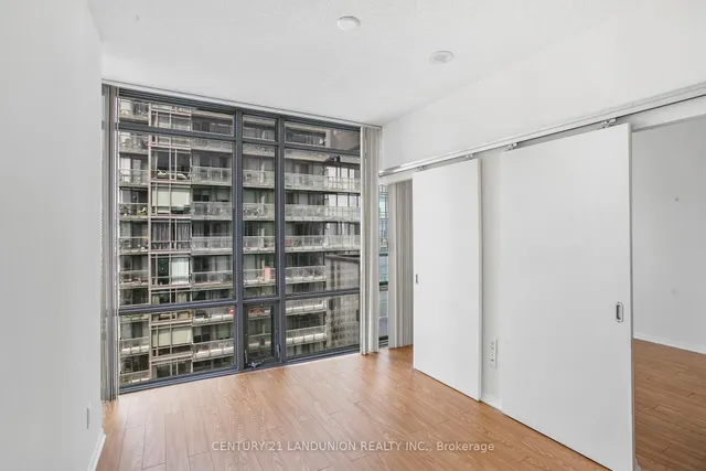 Additional image 12 of 38 Grenville St Unit 2801