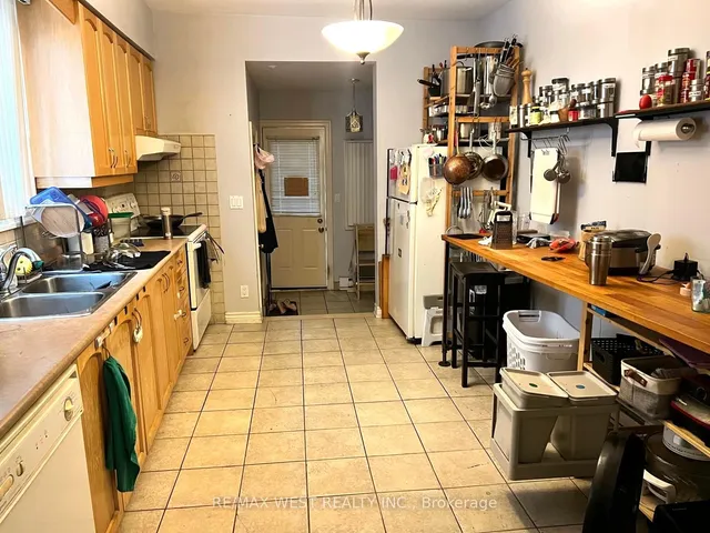 Additional image 9 of 472 Symington Ave