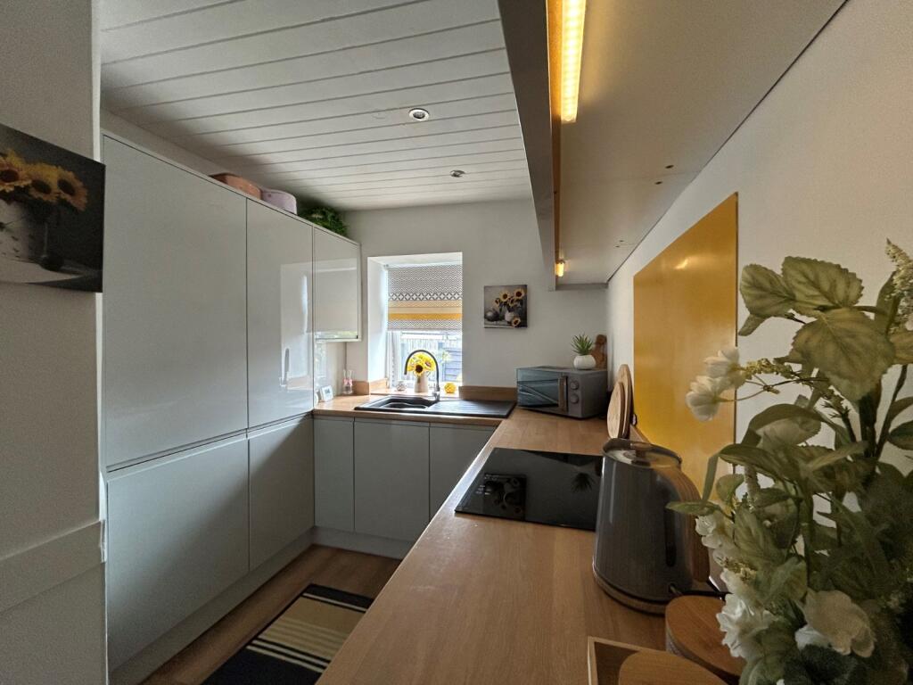 Additional image 3 of Reevy Road, Wibsey, Bradford, BD6