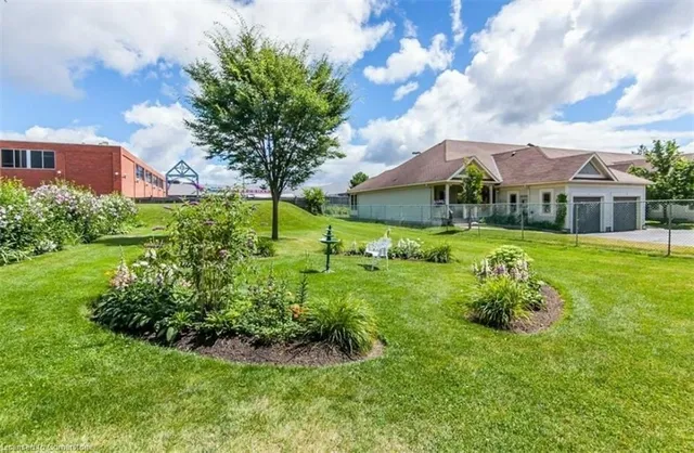 Additional image 28 of 24 Midland Dr Unit 303