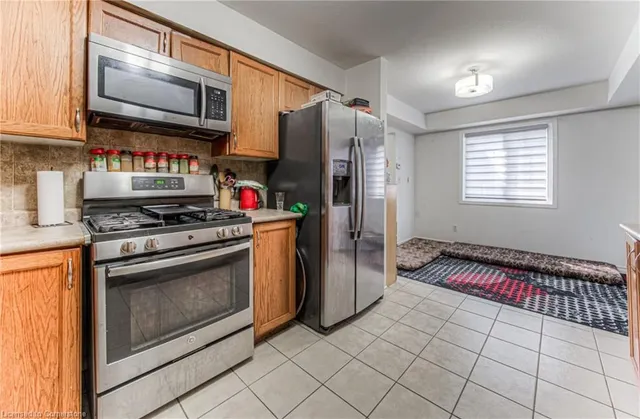 Additional image 12 of 40 Red Clover Cres