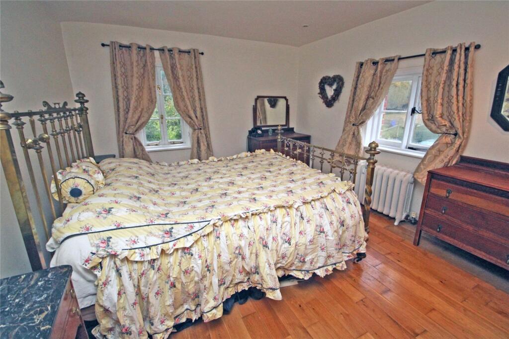 Additional image 11 of South Drive, Ossemsley, New Milton, Hampshire, BH25