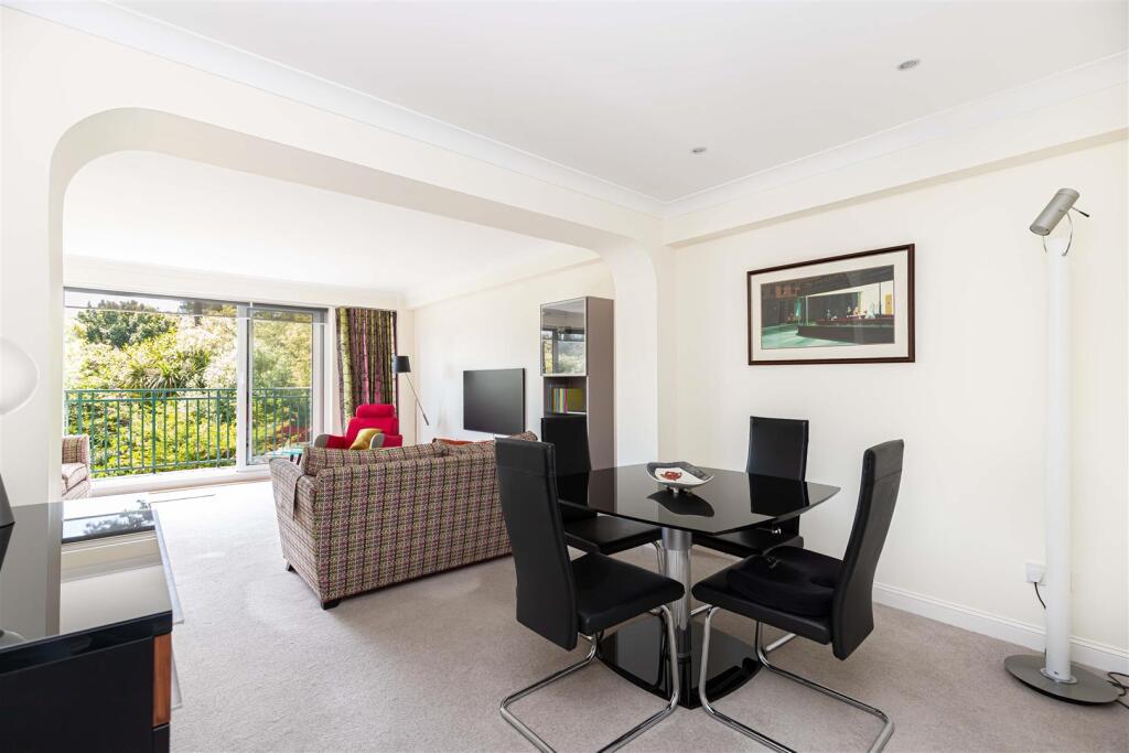 Additional image 9 of Immaculate, 2 bed in Block 'D', Keverstone Court,