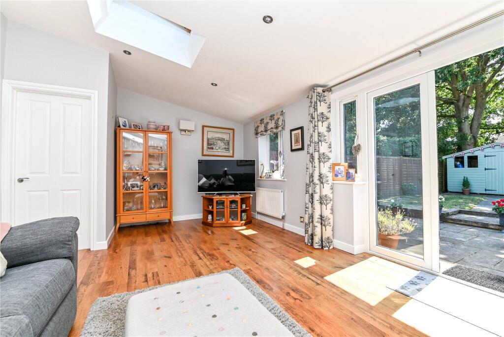 Additional image 8 of Akeshill Close, New Milton, Hampshire, BH25