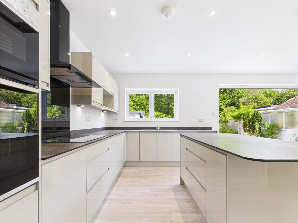 Additional image 10 of Buce Hayes Close, Highcliffe, Christchurch, Dorset, BH23