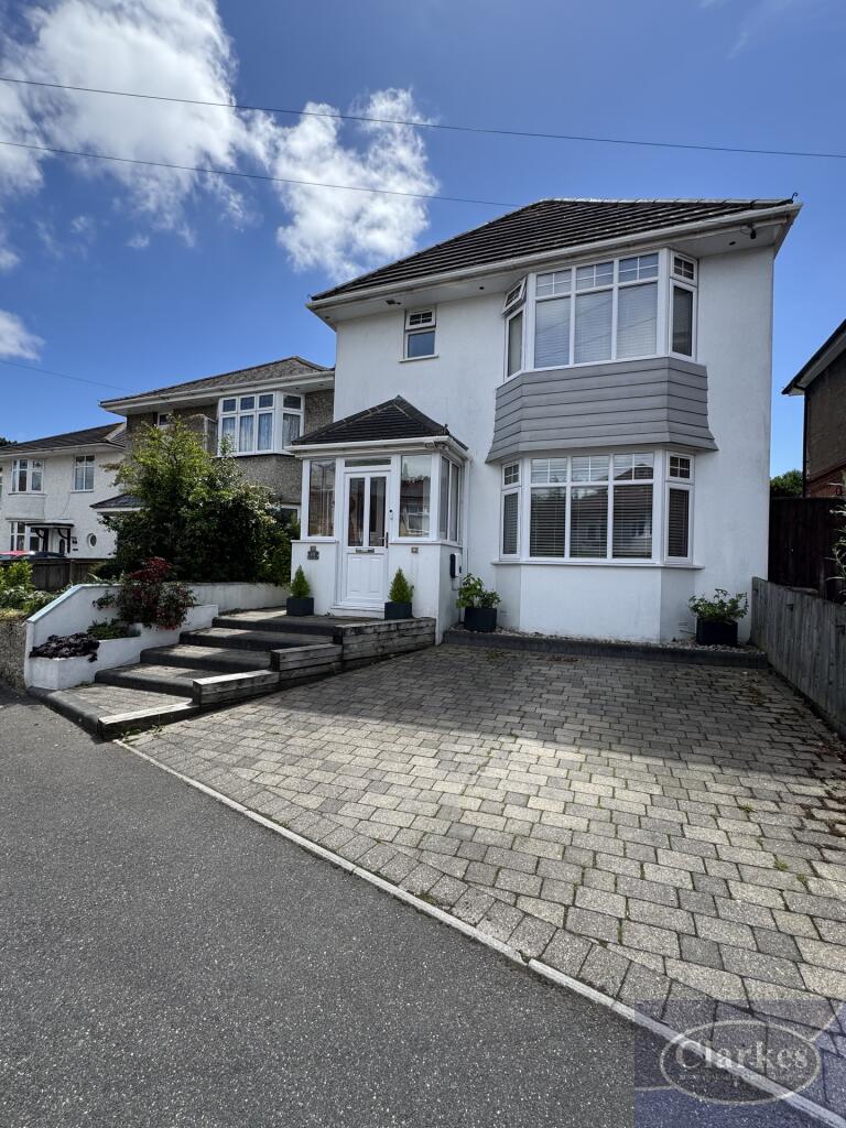 King Edward Avenue, Bournemouth