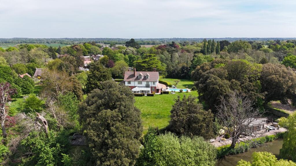 Additional image 4 of Sopley, Christchurch, BH23