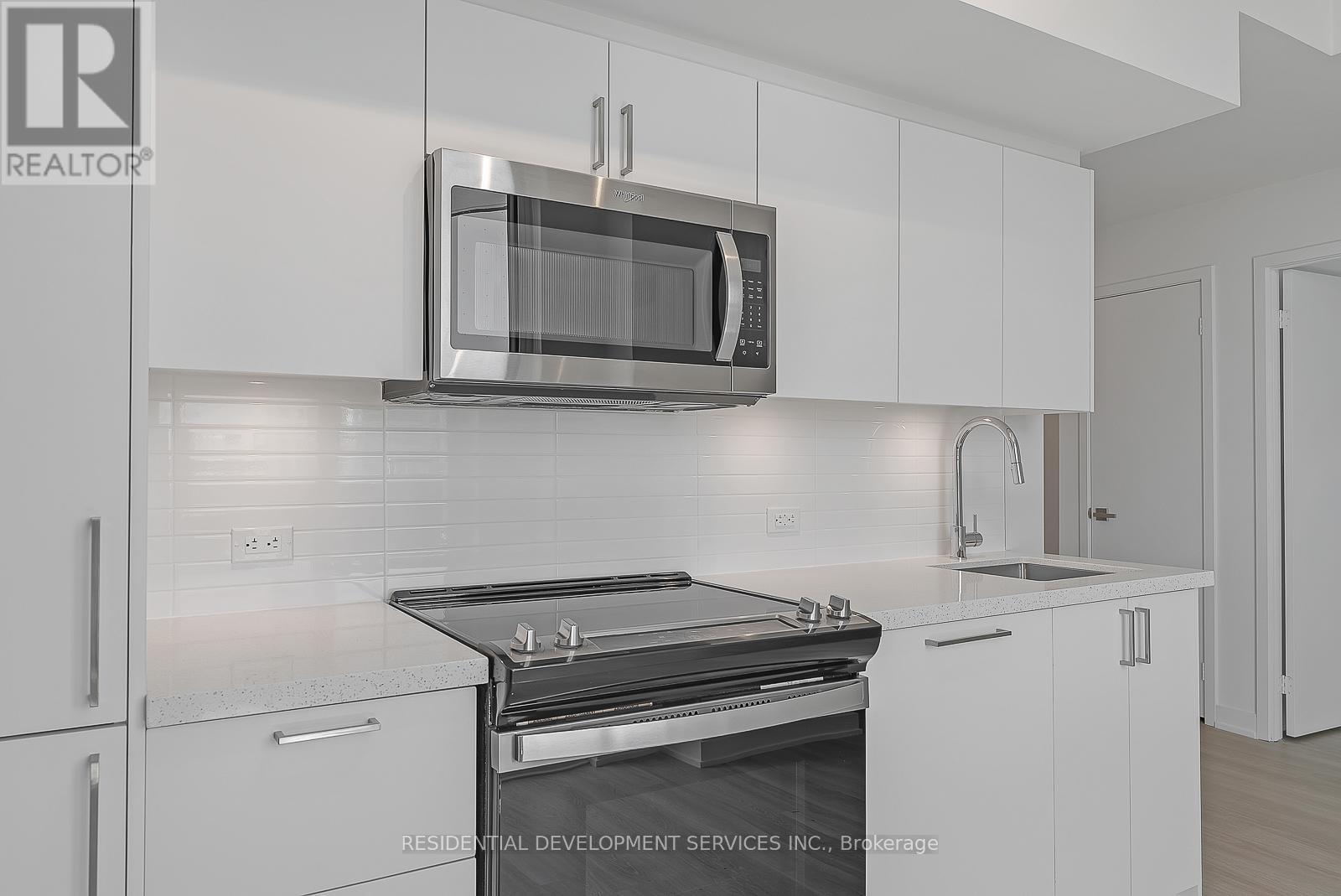 Property image for 1113 - 30 TRETTI WAY|Toronto (Clanton Park), Ontario M3H0E3