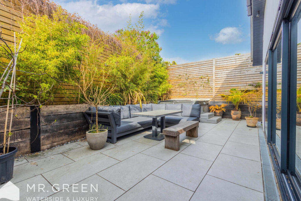 Additional image 24 of Old Bridge Road, Bournemouth, BH6