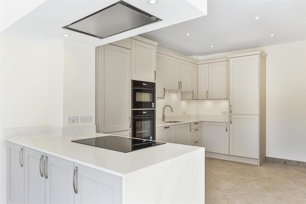 Additional image 5 of Sherwood Avenue, Whitecliff, Poole