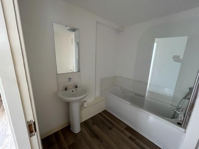 Additional image 10 of 26 Parkwood Court, Parkwood Rise, Keighley, West Yorkshire BD21 4RE