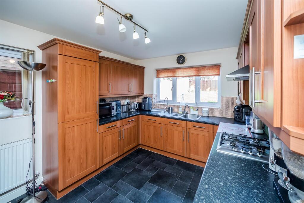 Additional image 7 of Lime Vale Way, Bradford