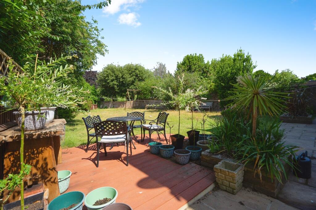 Additional image 19 of Watts Lane, Eastbourne