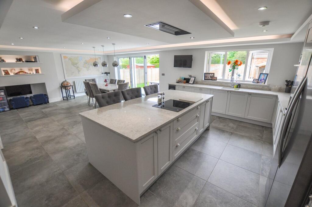 Additional image 4 of Wheelers Lane, Bearwood, Bournemouth, BH11