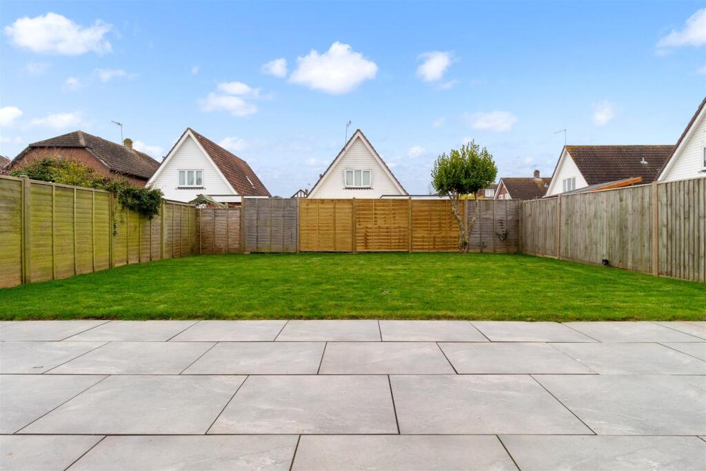 Additional image 12 of Maytree Close, Angmering, Littlehampton