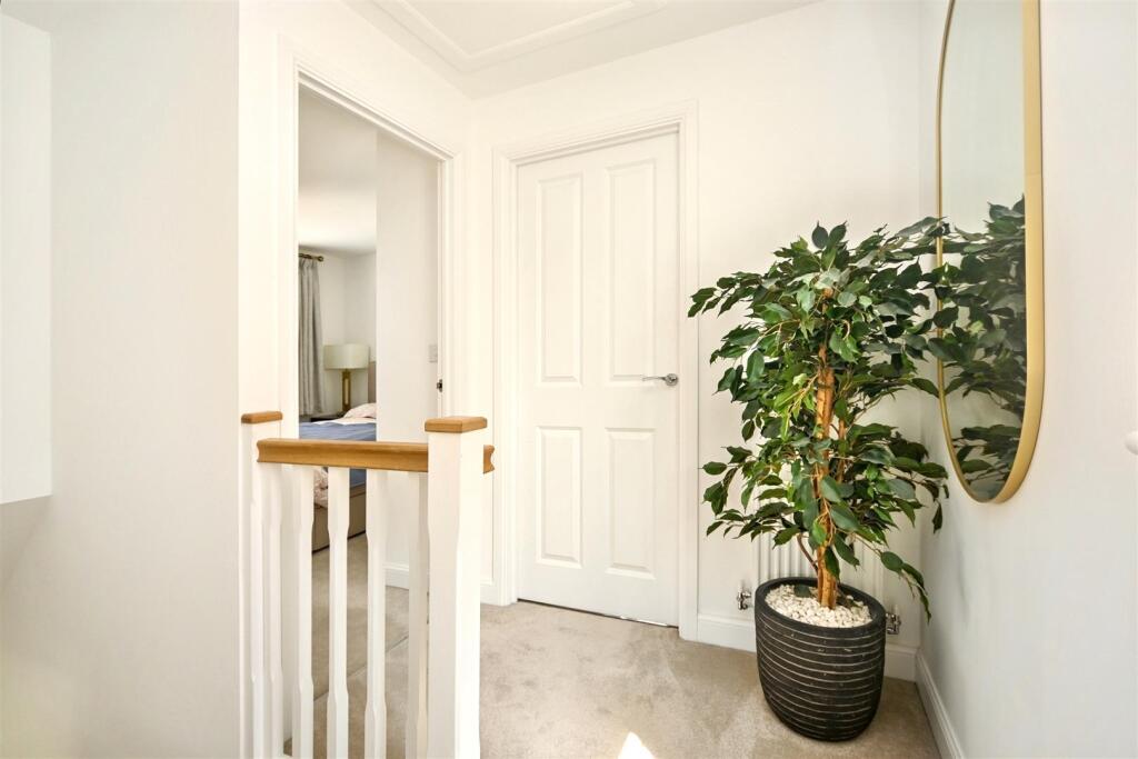 Additional image 17 of Coniston Avenue, Eastbourne