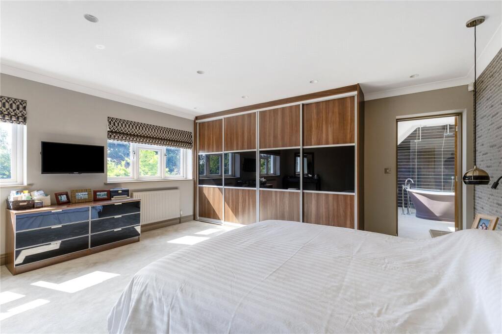 Additional image 18 of The Uplands, Harpenden, Hertfordshire, AL5