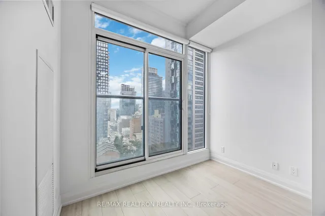 Additional image 17 of 181 Dundas St Unit 1207