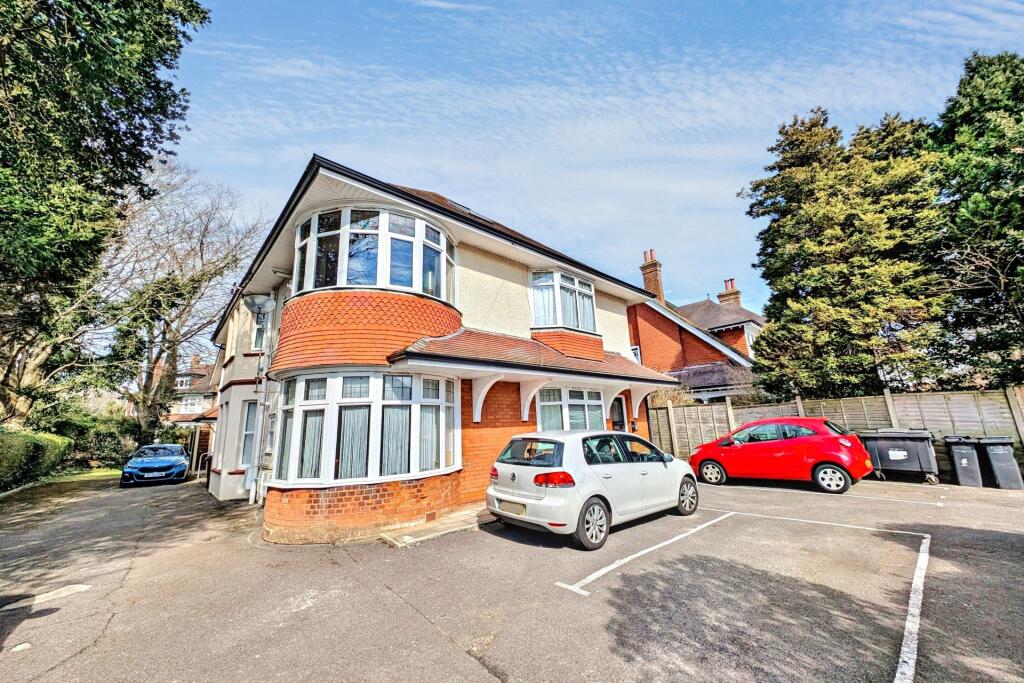 Additional image 13 of Charminster