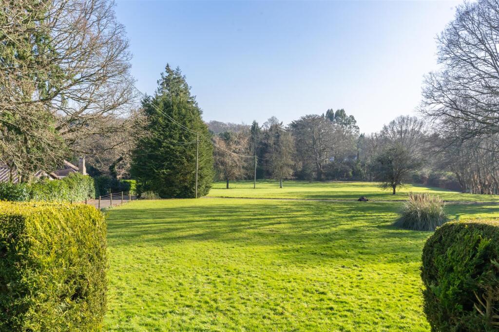 Additional image 20 of Arrowsmith Road, Wimborne