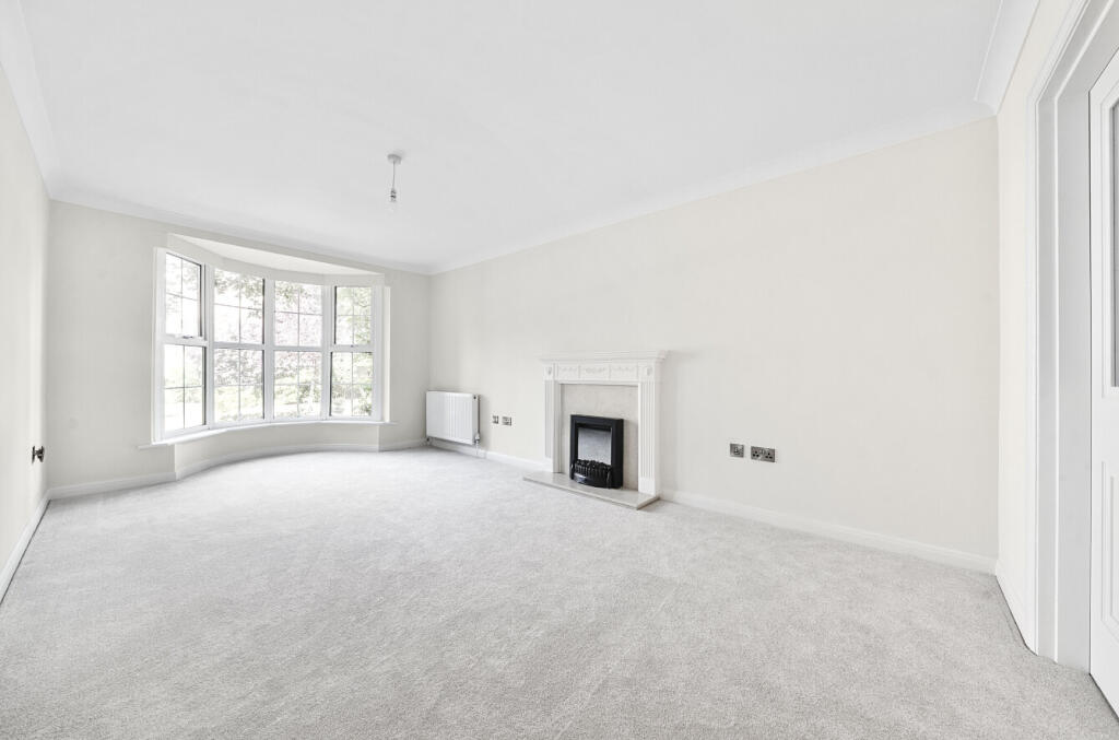 Additional image 4 of Latimers Close, Highcliffe, Christchurch, BH23