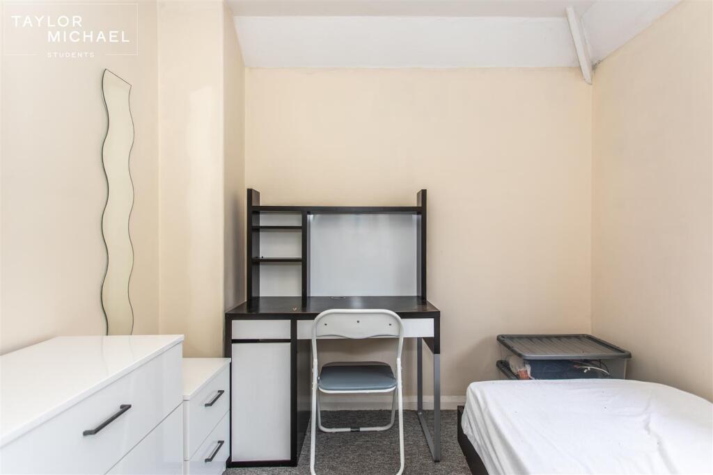 Additional image 12 of Southall Avenue, Brighton