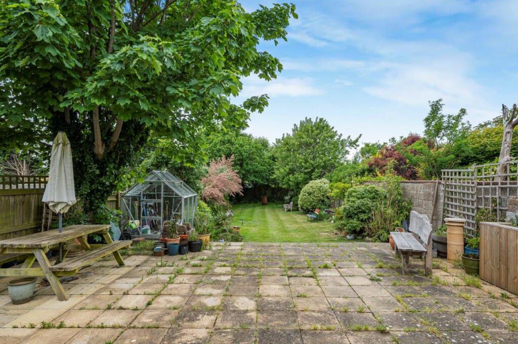 Additional image 25 of Central Avenue, Telscombe Cliffs, BN10 7LY