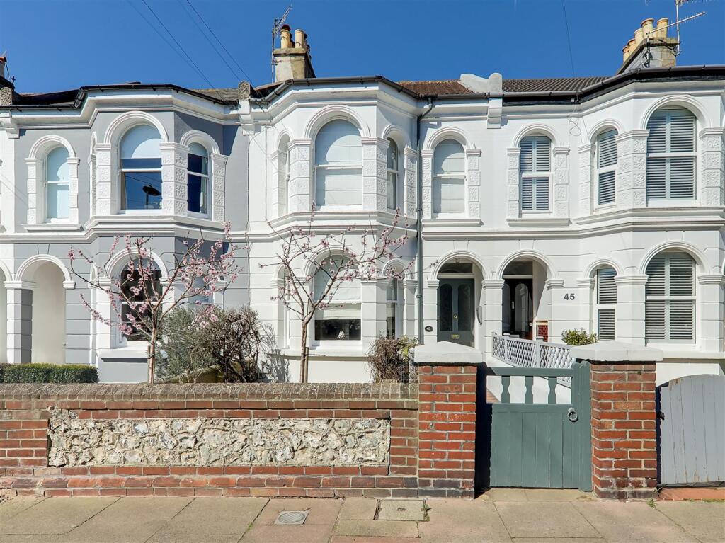 Westcourt Road, Broadwater, Worthing