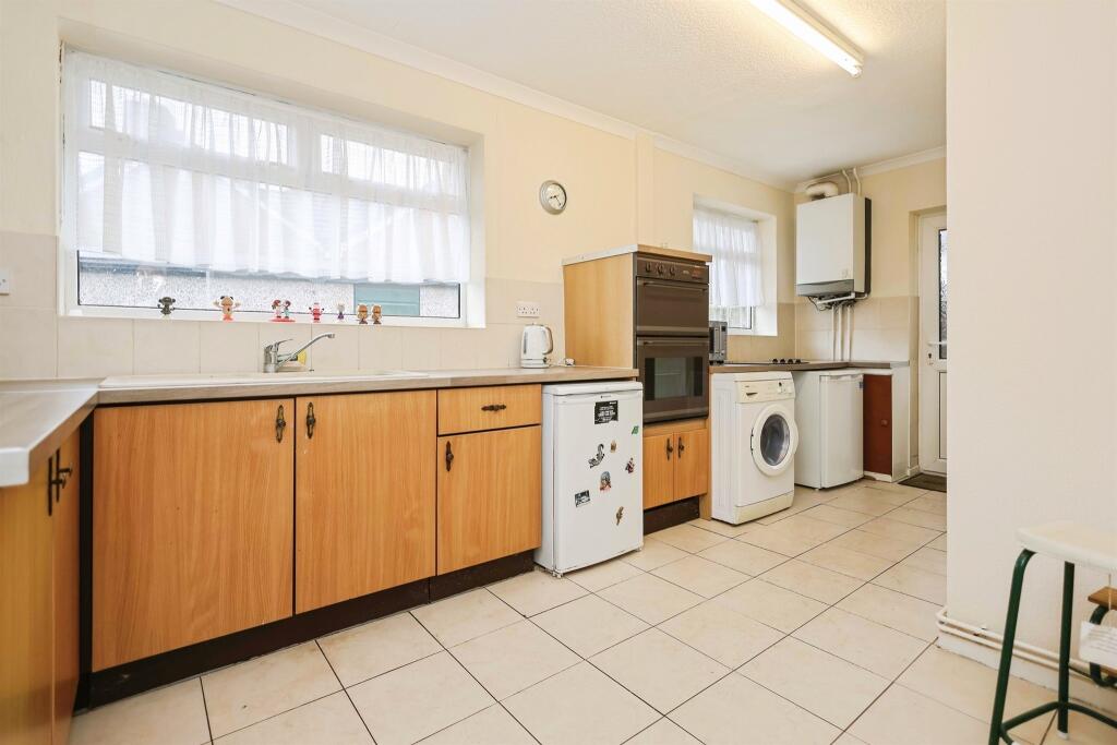 Additional image 4 of Lansdowne Road, Hurst Green, Halesowen